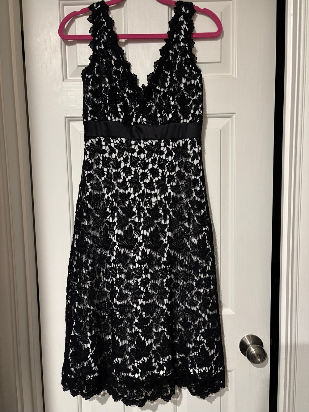 Tadashi Collection Lace Midi Cocktail Dress - Size 4